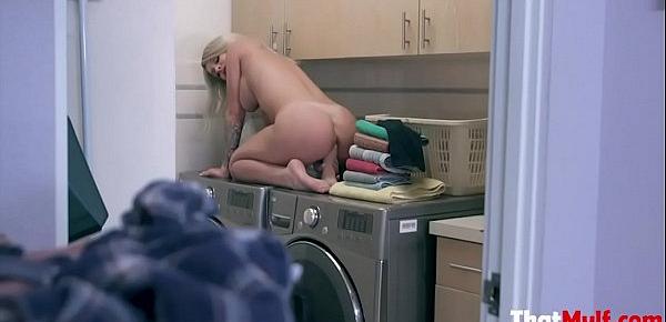  Caught My Mom Bating On The Washer- Madelyn Monroe